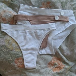 S/3 Small NWT cotton:on tanga mum thong